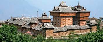 Kath Kuni architecture in Himachal Pradesh showcasing traditional wooden and stone construction